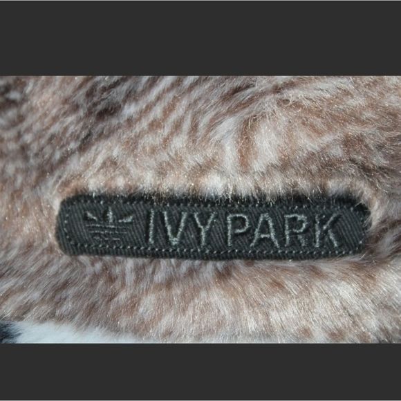 NWT X Ivy Park Adidas Beyonce Reversible Bucket Hat M/L Retired Rare - Picture 9 of 13